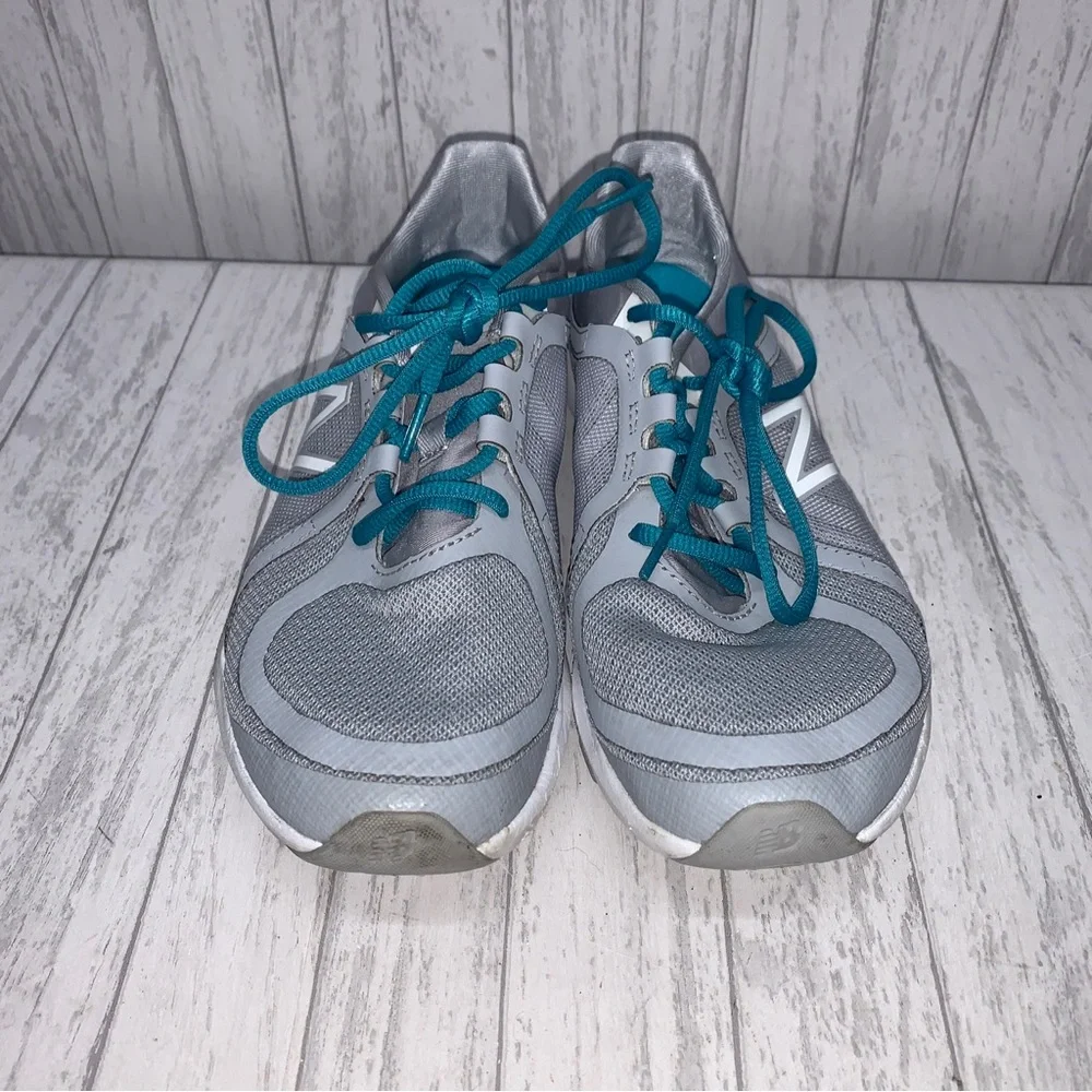 Womens Size 9 New Balance Fuel Core Grey Sneakers EUC